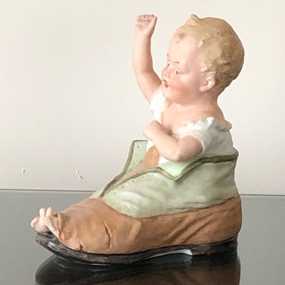 Gebruder Heubach Bisque Piano baby in shoe Germany - Picture 4 of 7